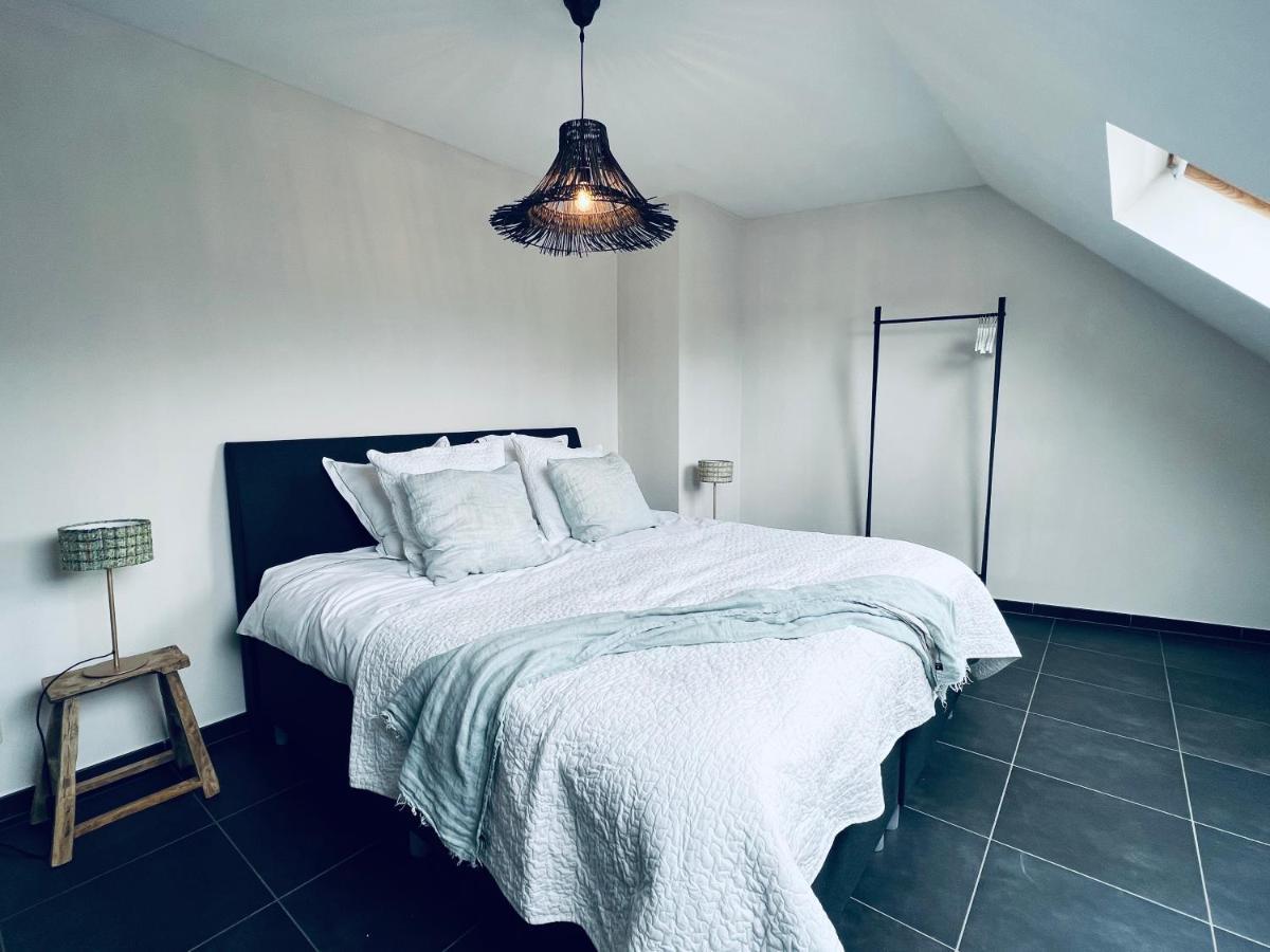 Appartement Zen Op - Zen Aan De Gavers Onkerzele